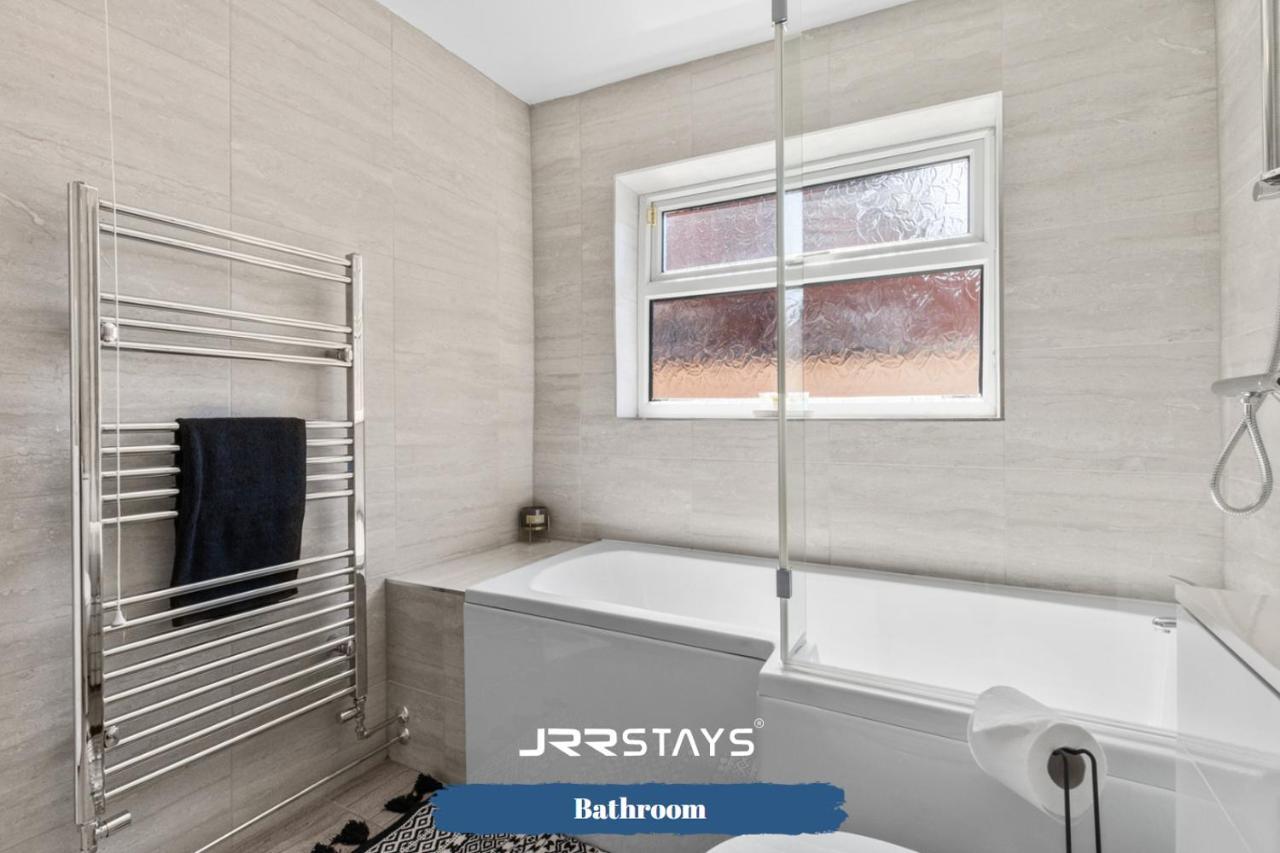 Nuneaton - Ideal 3 Bedroom, Wi-Fi Parking, Sleeps 6 - Jrr Stays 外观 照片