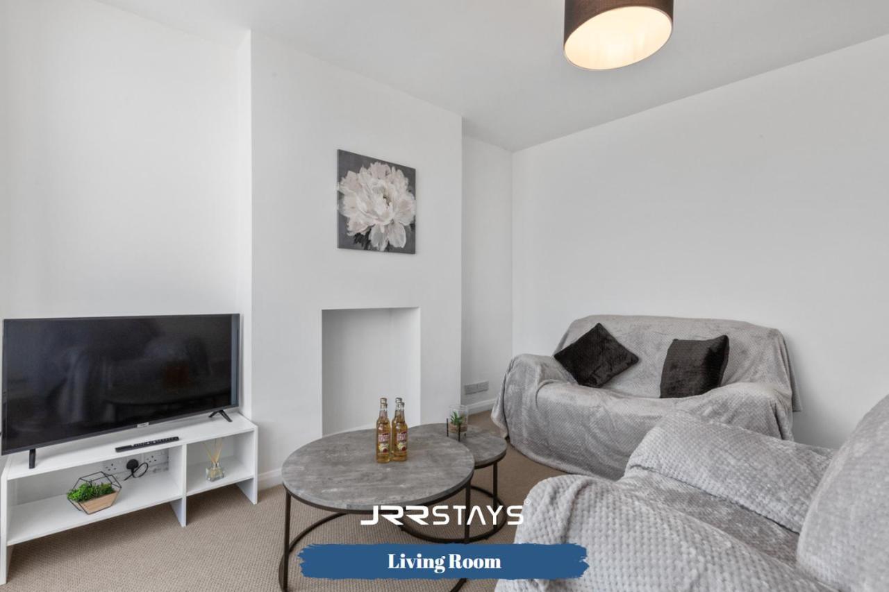 Nuneaton - Ideal 3 Bedroom, Wi-Fi Parking, Sleeps 6 - Jrr Stays 外观 照片